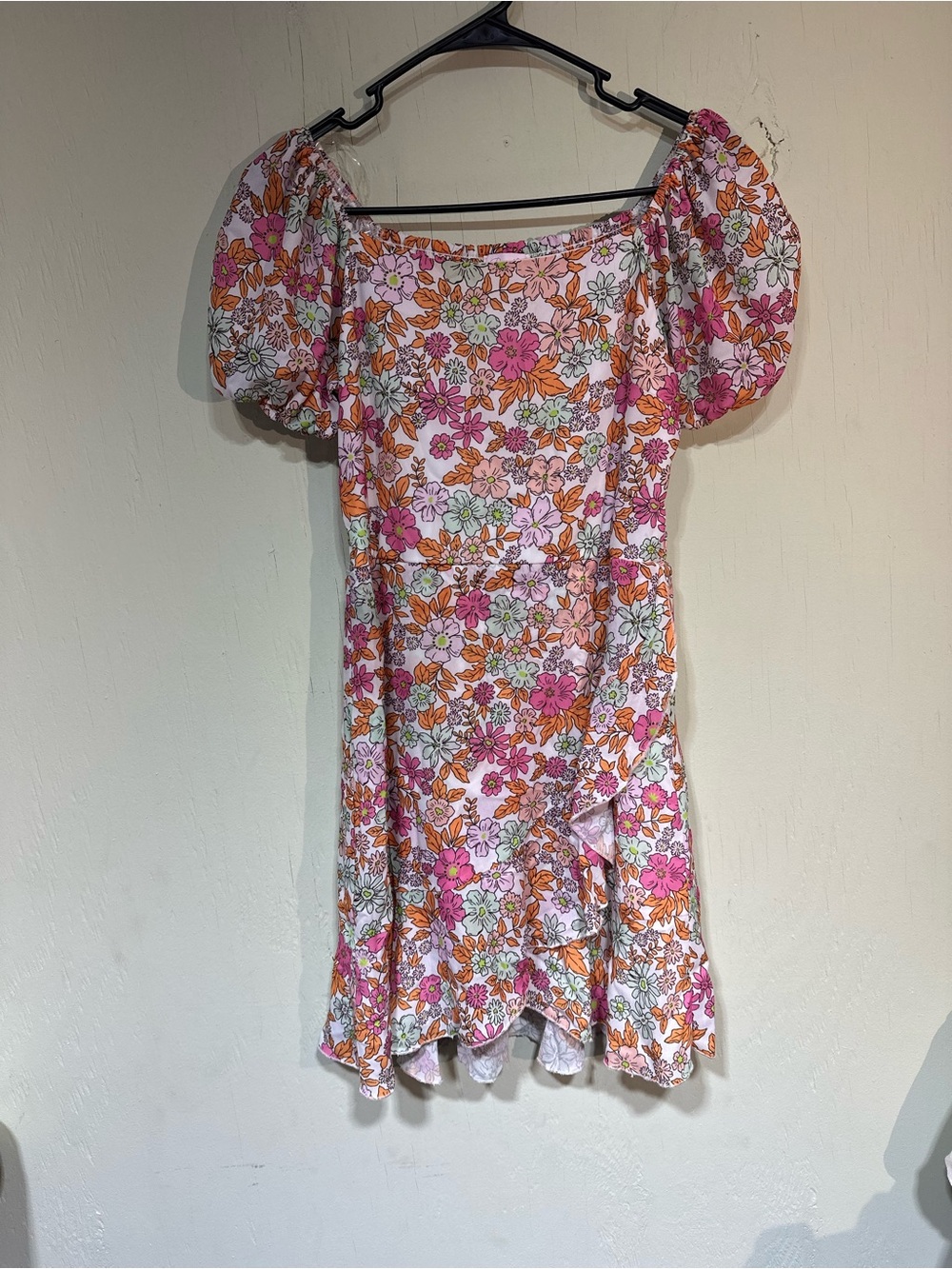 Pink Lily colorful short puff sleeve floral smocked back mini dress small